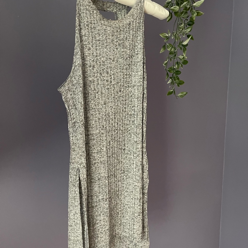 BCBG sleeveless silver top